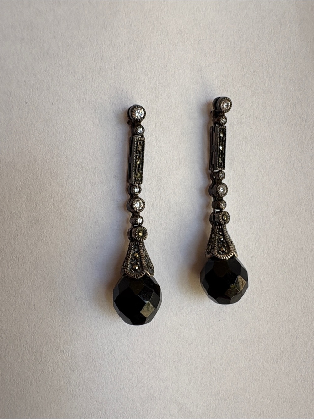 Black Faceted Drop Earrings - Elegant Vintage Style